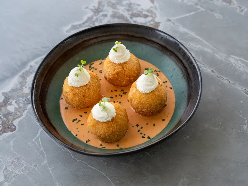 Izzi Cheesy Balls